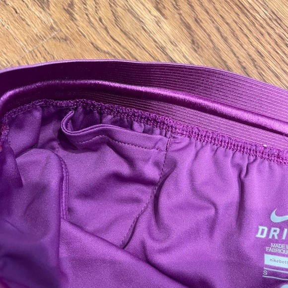 Bundle of 2 Nike active shorts size S - Picture 13 of 15